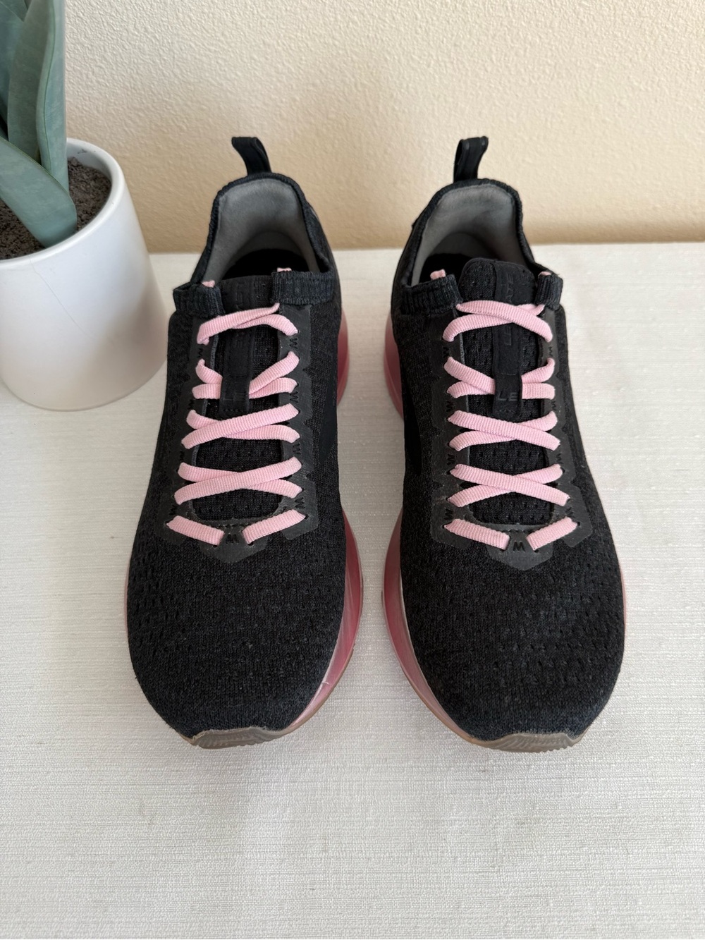 Brooks Trail Black Pink Running Sneakers Women’s